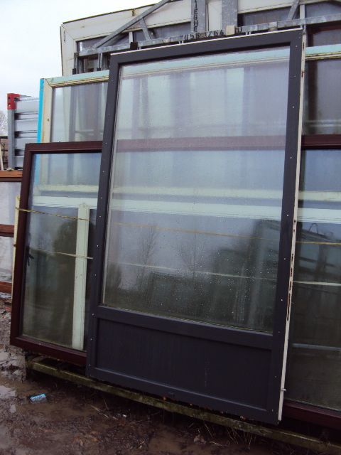  B:118 x H:196